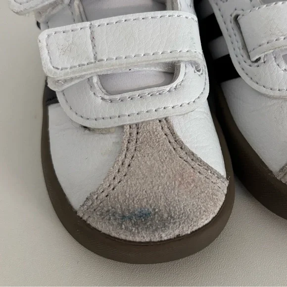 Adidas infant shoes with velcro straps - Picture 3 of 8